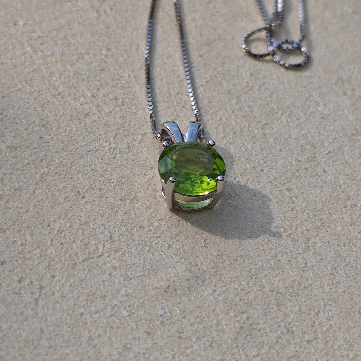 Sterling Silver S925 Natural Peridot Pendant Necklace