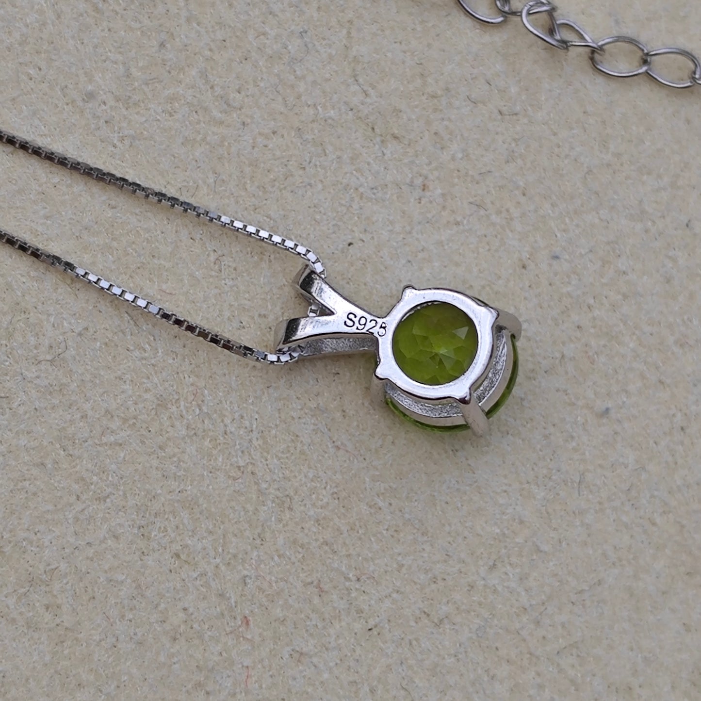 Sterling Silver S925 Natural Peridot Pendant Necklace